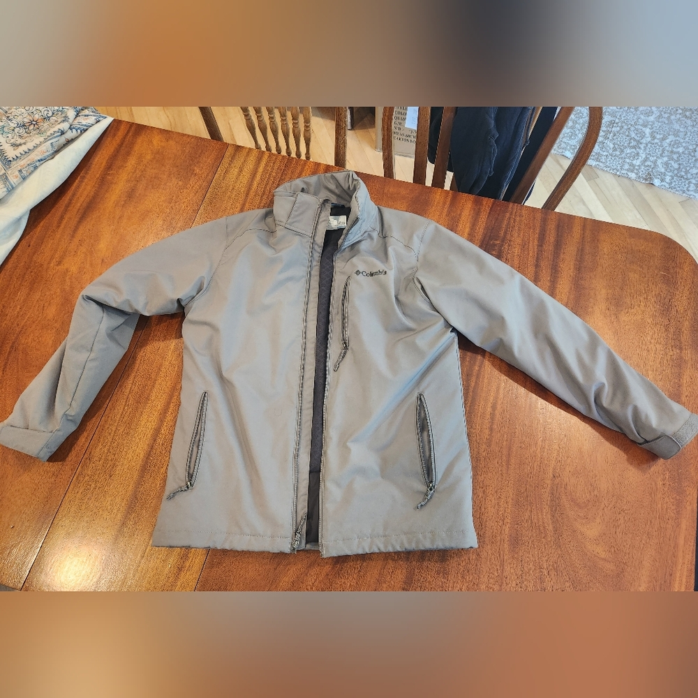Columbia Mens gate race softshell Medium gray